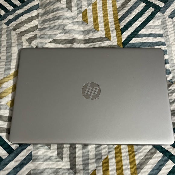 HP Laptop 11th Gen i3 256gb SSD 8gb DDR4 Barely Used - Picture 4 of 8